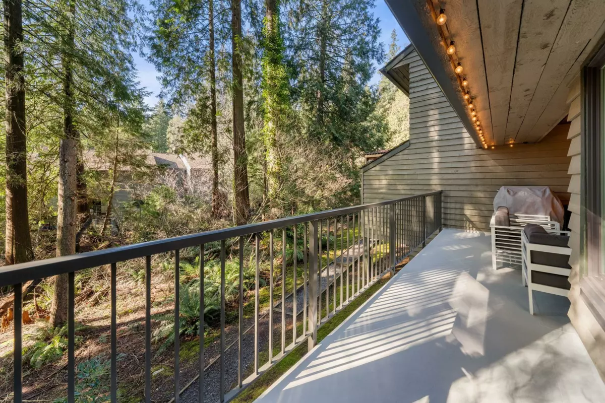 Outdoor Kitchen Photo of 867 Frederick Road, North Vancouver, BC