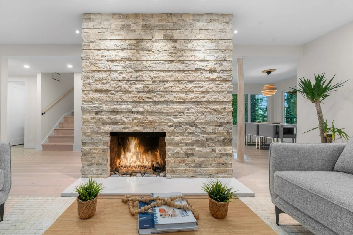 Primary Bedroom Photo of 867 Frederick Road, North Vancouver, BC