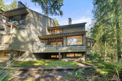 Hot Tub / Spa Photo of 867 Frederick Road, North Vancouver, BC