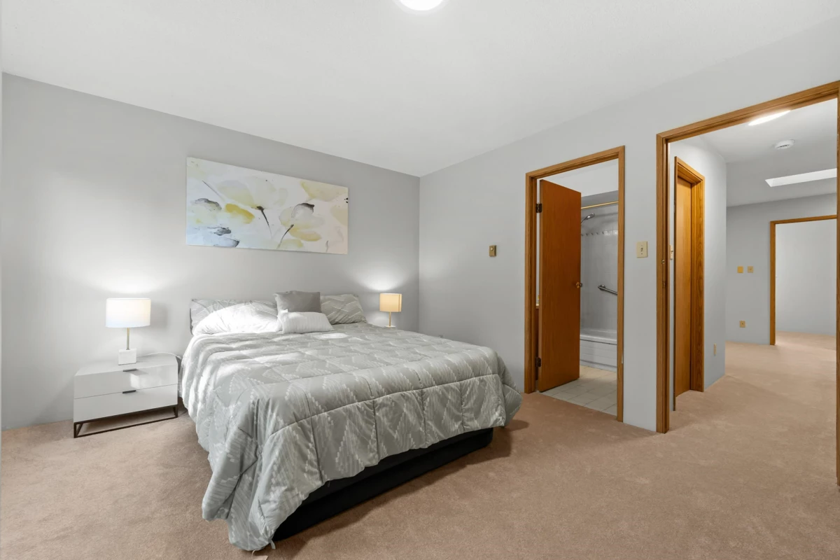 Mudroom Photo of 4 6631 Cooney Road, Richmond, BC