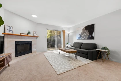 4 6631 Cooney Road, Richmond, BC