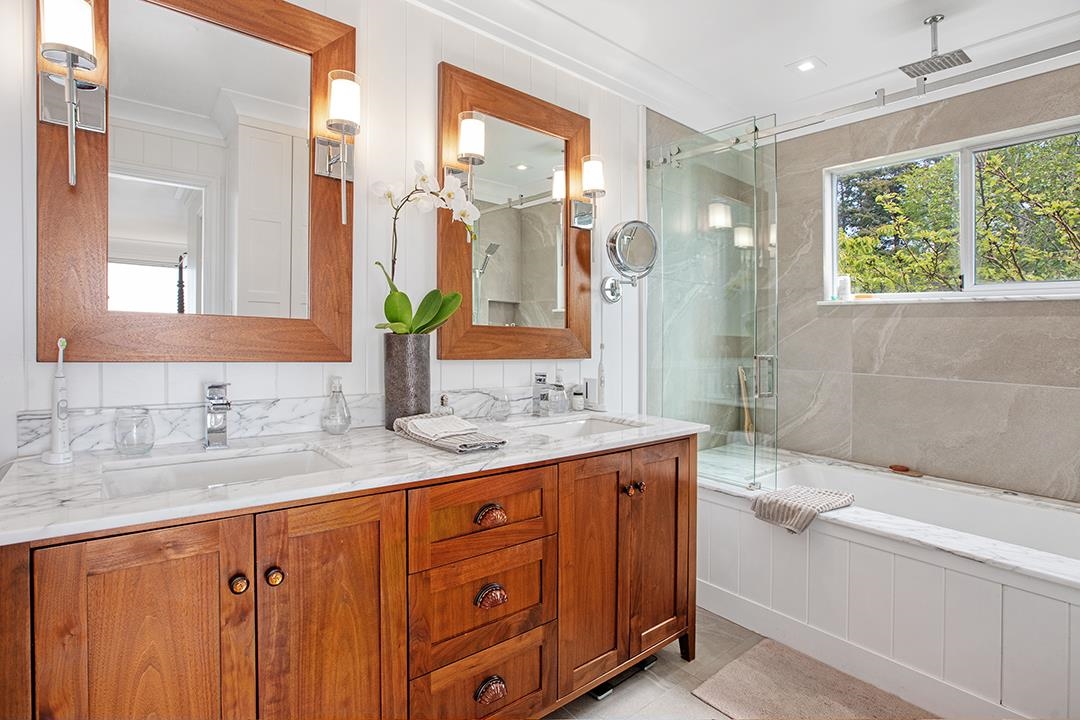 Loft / Bonus Room Photo of 14553 Sunset Drive, White Rock, BC