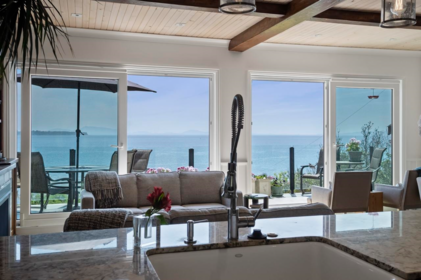 14553 Sunset Drive, White Rock, BC, White Rock — 4 bed single family residence for sale