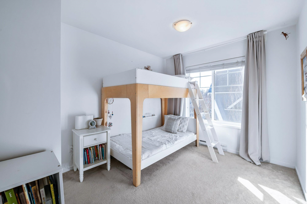 Front Yard Photo of 4 127 172 Street, Surrey, BC