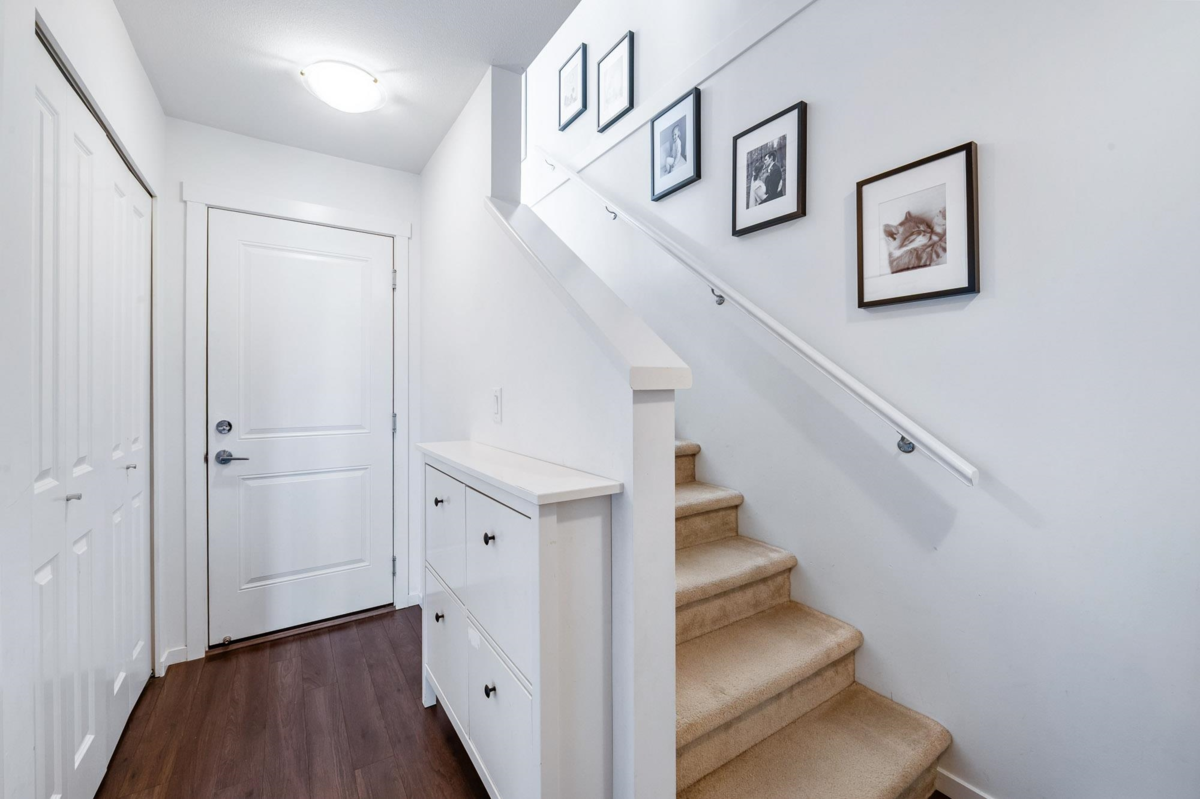 Kitchen Photo of 4 127 172 Street, Surrey, BC