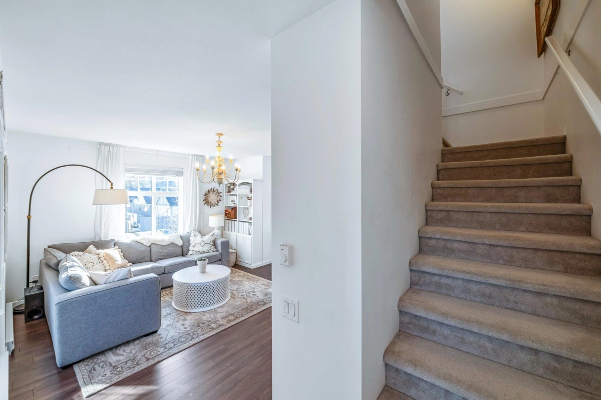 Office / Den Photo of 4 127 172 Street, Surrey, BC