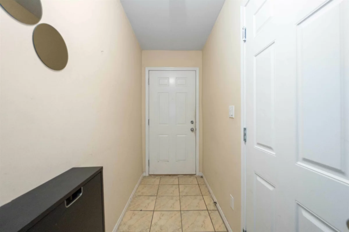 Living Room Photo of 3 12730 66 Avenue, Surrey, BC