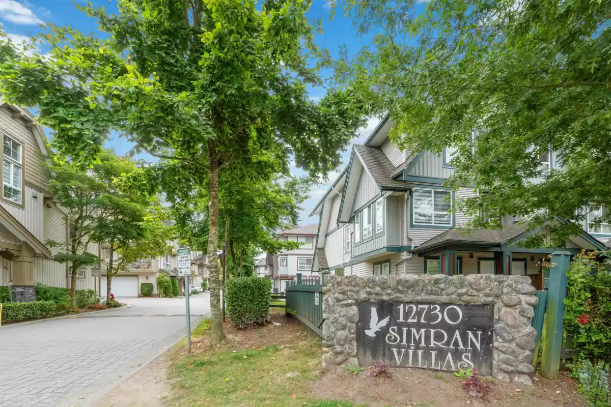 Outdoor Kitchen Photo of 3 12730 66 Avenue, Surrey, BC