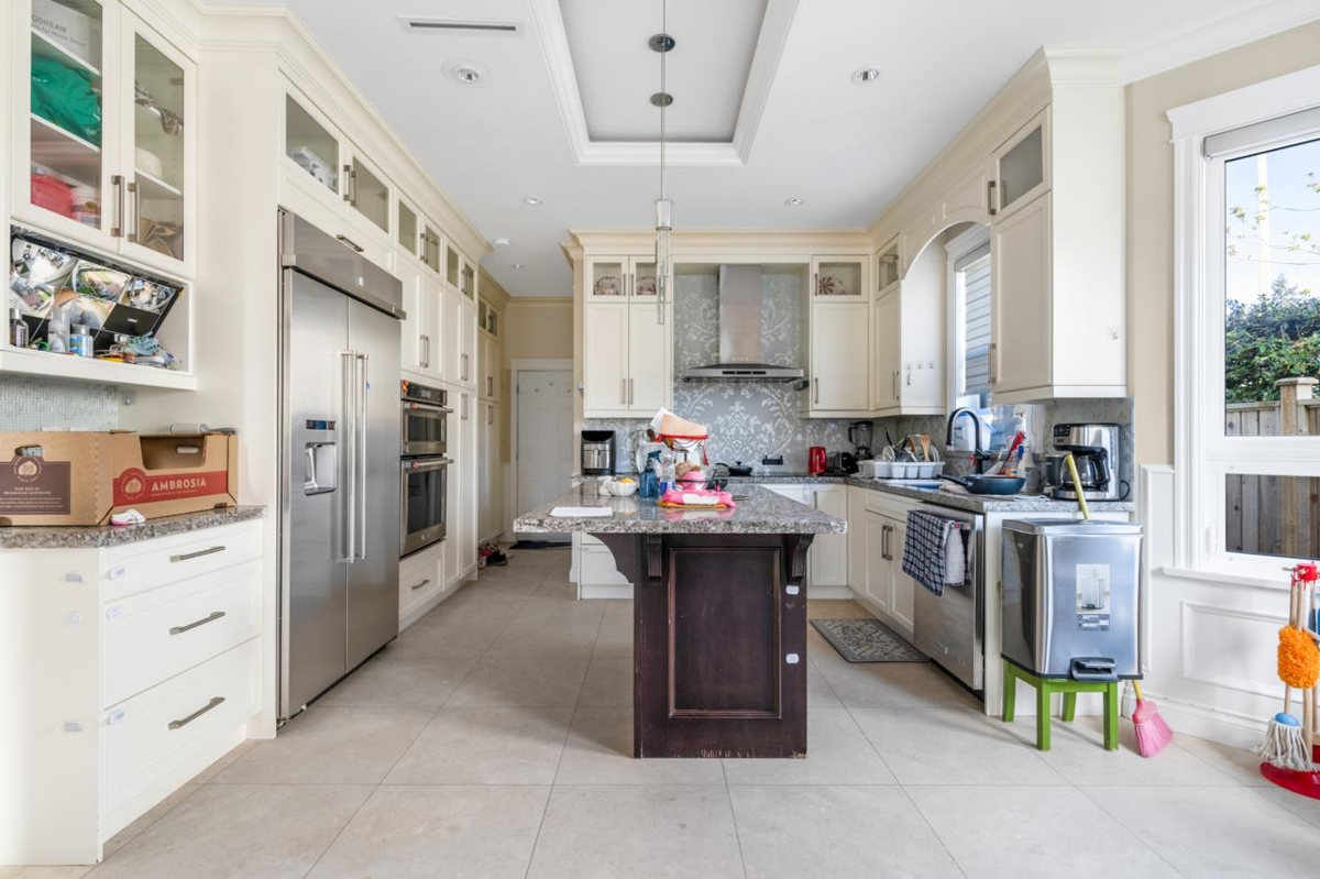 Breakfast Nook Photo of 3789 Clinton Street, Burnaby, BC