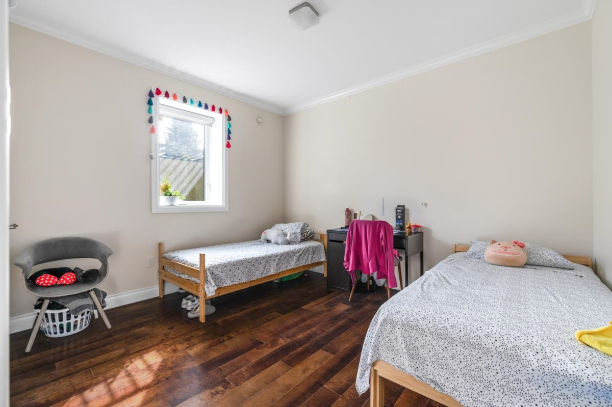 Primary Bathroom Photo of 3789 Clinton Street, Burnaby, BC