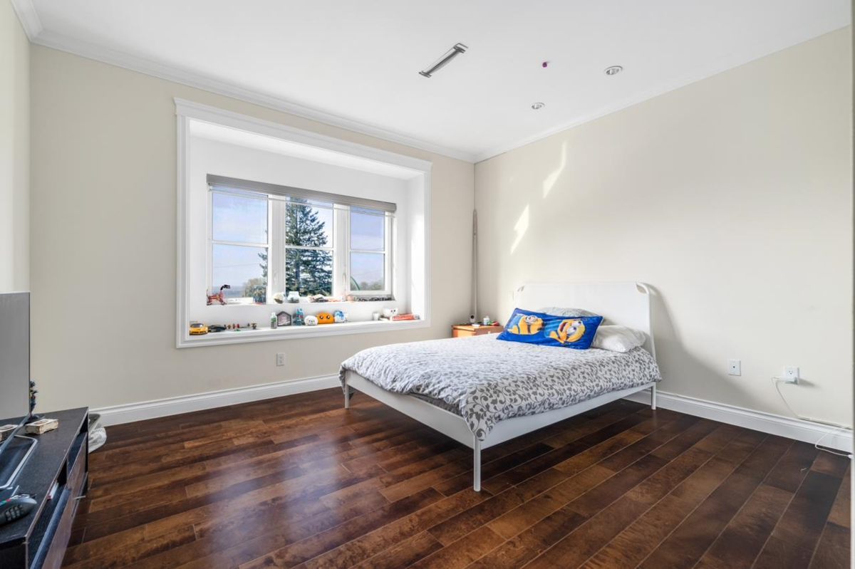 Swimming Pool Photo of 3789 Clinton Street, Burnaby, BC