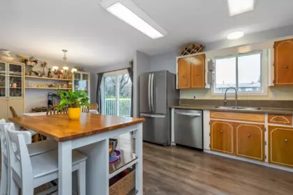 Primary Bedroom Photo of 46428 Angela Avenue, Chilliwack, BC