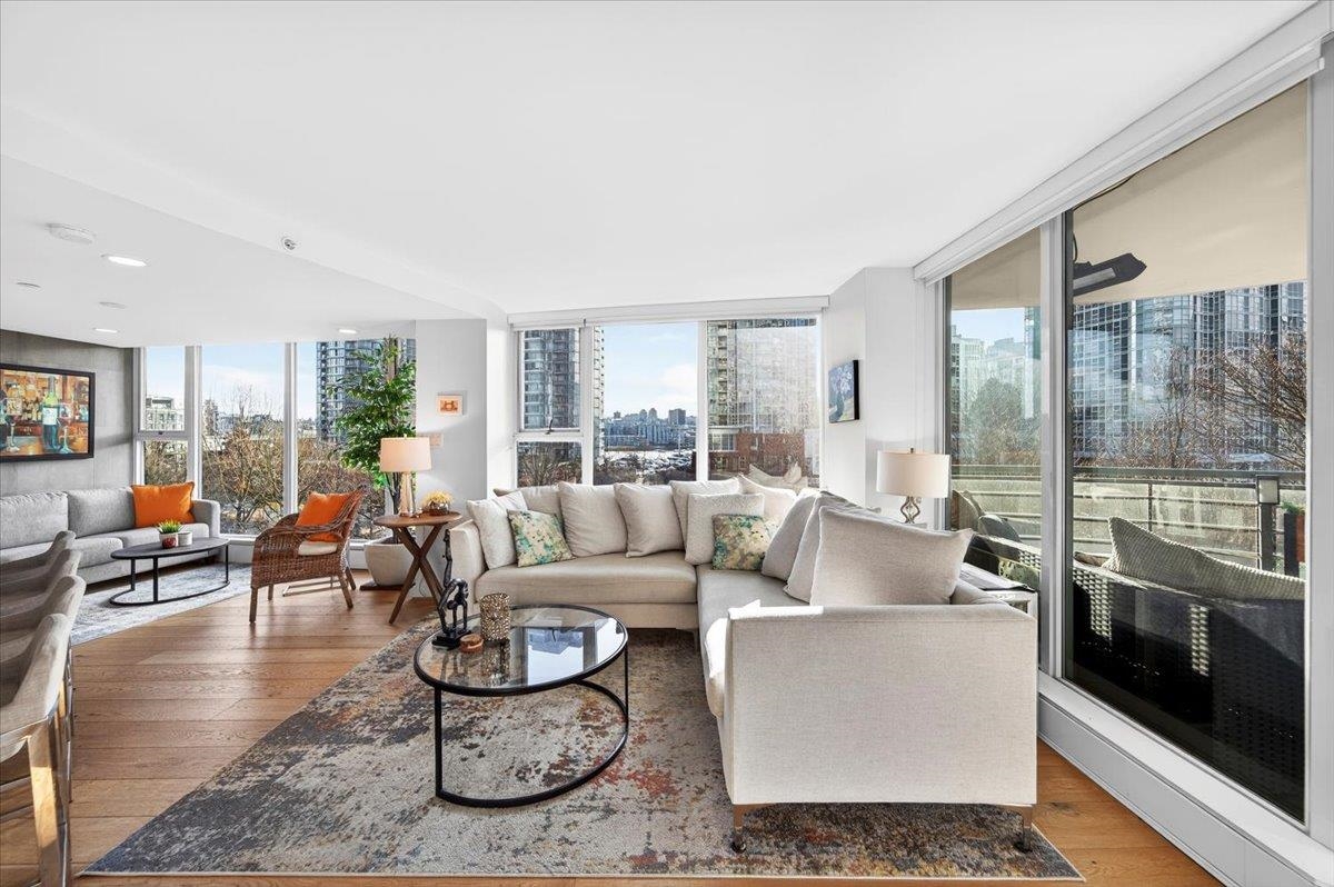 Family Room Photo of 603 1009 Expo Boulevard, Vancouver, BC