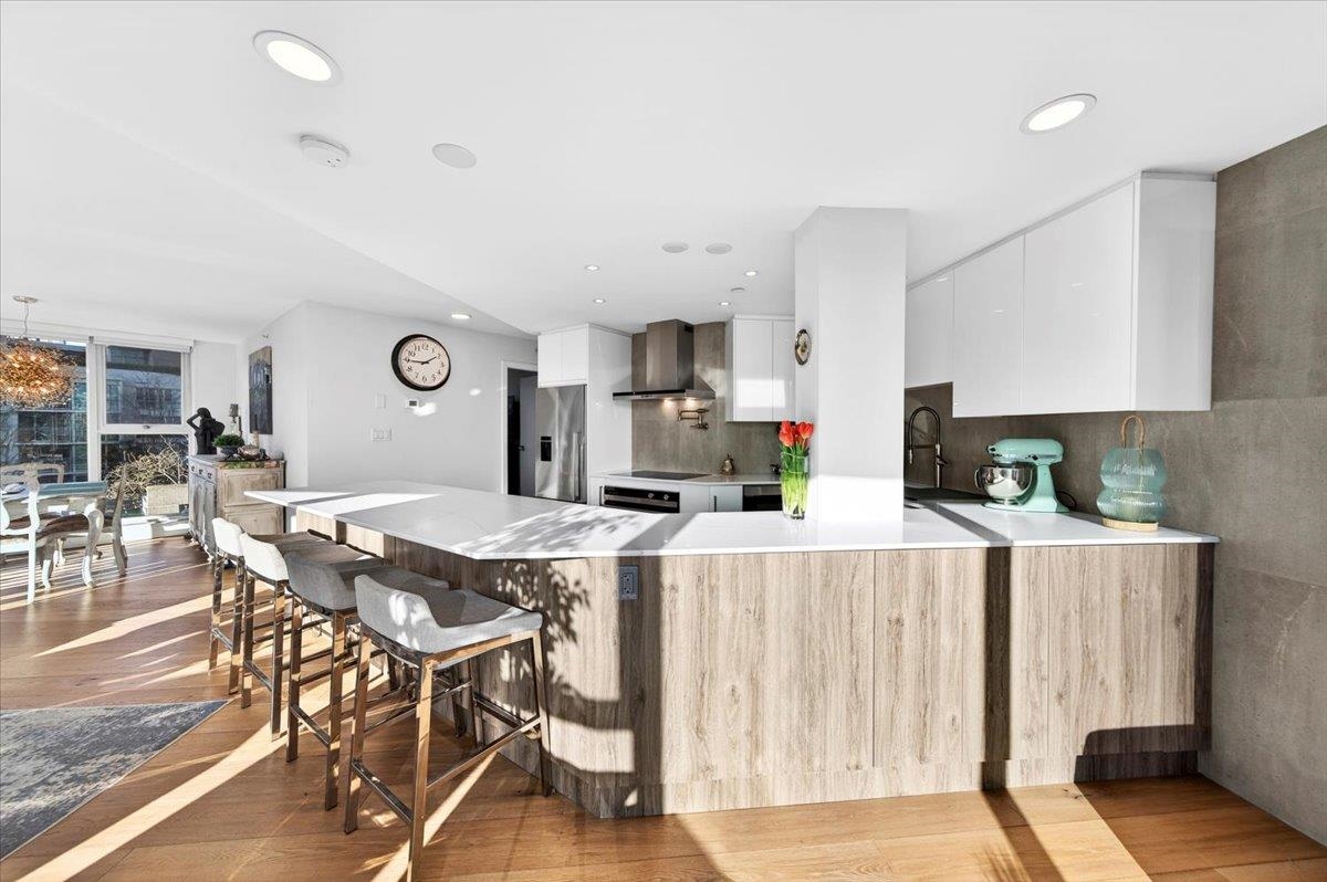 Garage Interior Photo of 603 1009 Expo Boulevard, Vancouver, BC