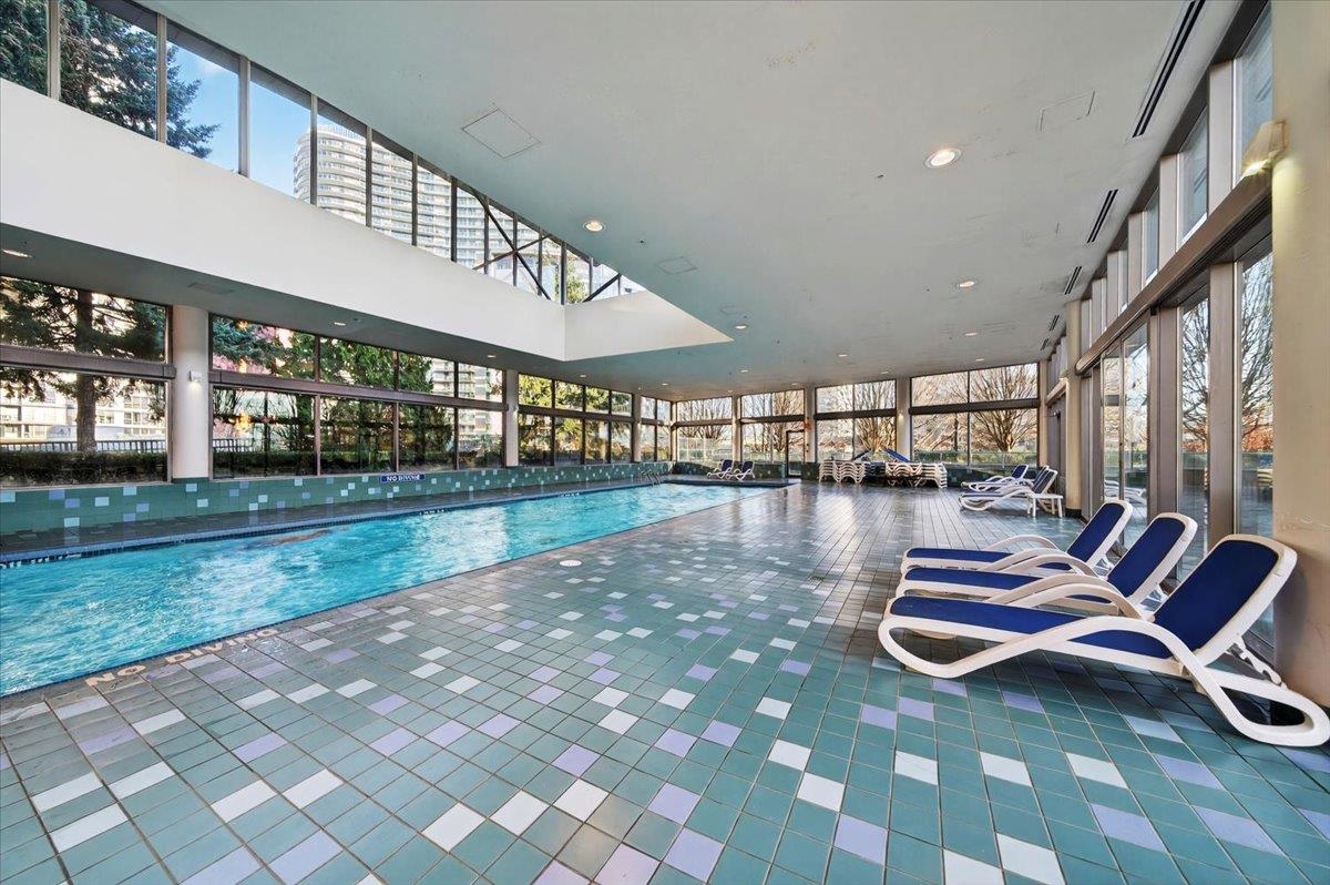 Outdoor Kitchen Photo of 603 1009 Expo Boulevard, Vancouver, BC