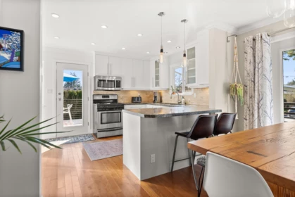 Kitchen Photo of 1664 58 Street, Delta, BC