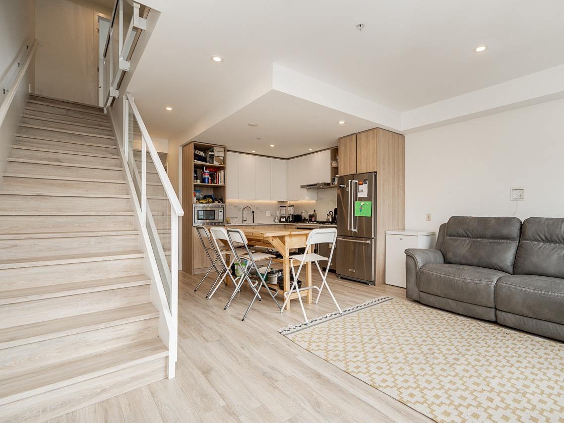 Primary Bedroom Photo of 444 38362 Buckley Avenue, Squamish, BC