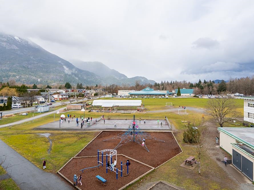 Staircase Photo of 444 38362 Buckley Avenue, Squamish, BC
