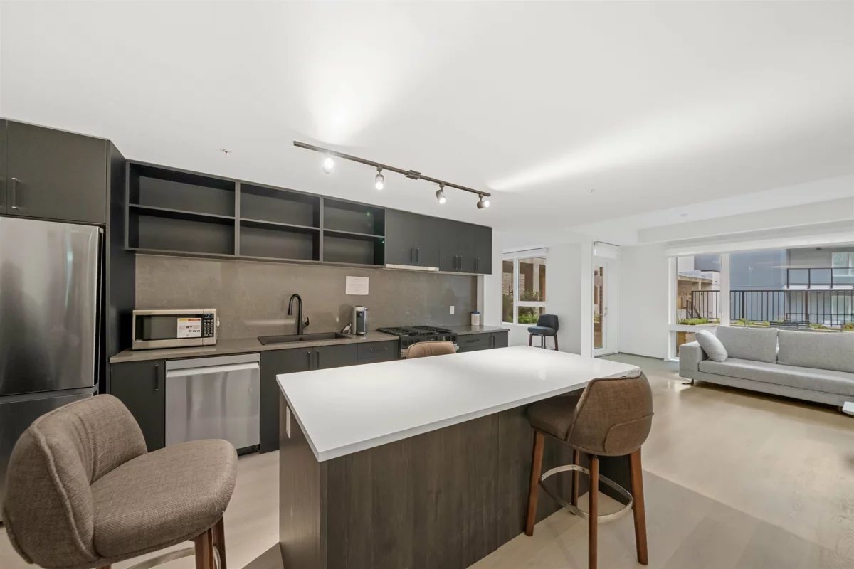 Front Yard Photo of 305 2002 St. George Street, Port Moody, BC