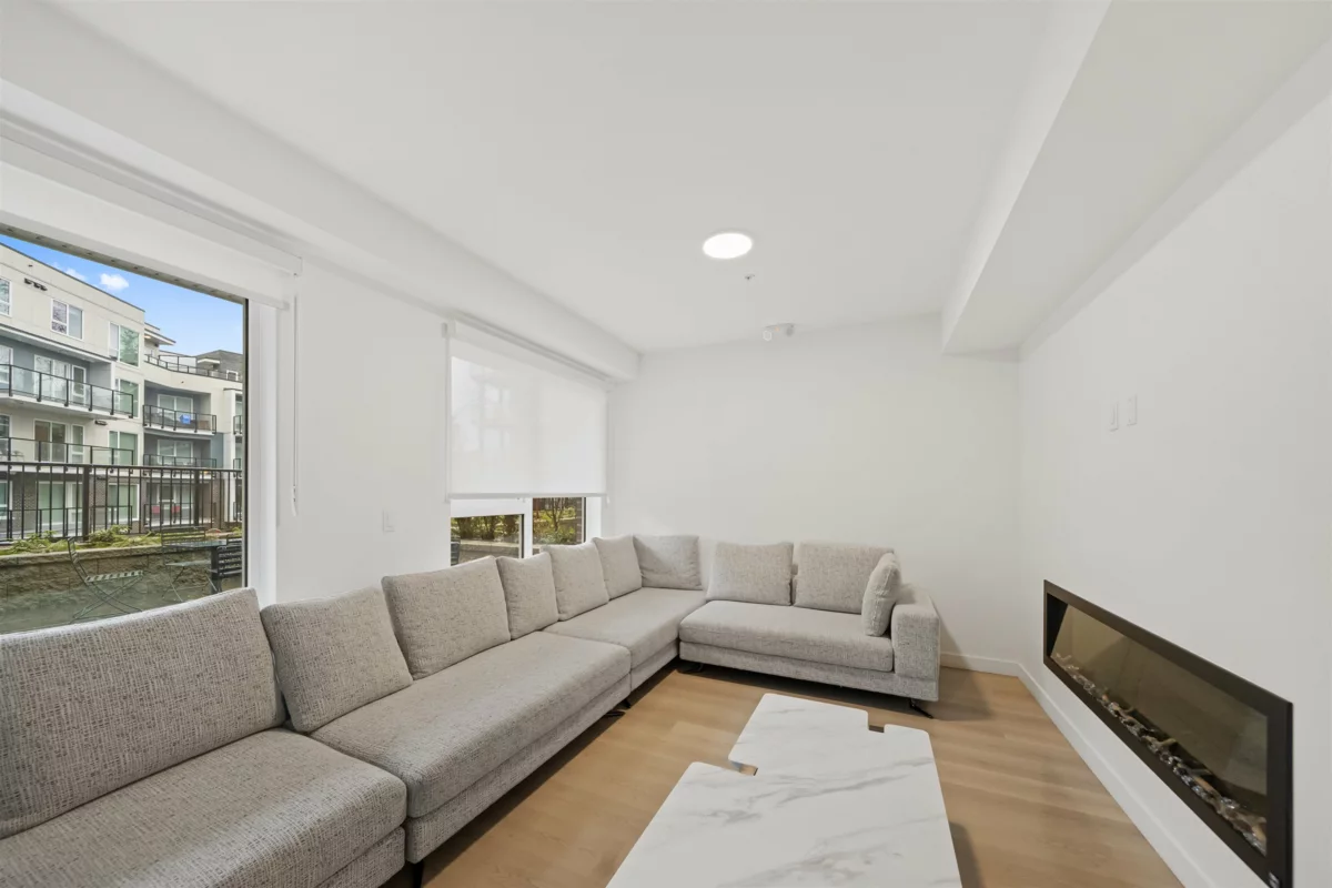 Garden / Landscaping Photo of 305 2002 St. George Street, Port Moody, BC