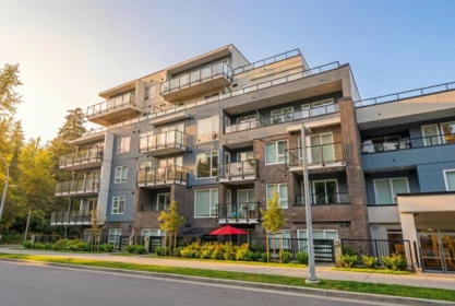 305 2002 St. George Street, Port Moody, BC
