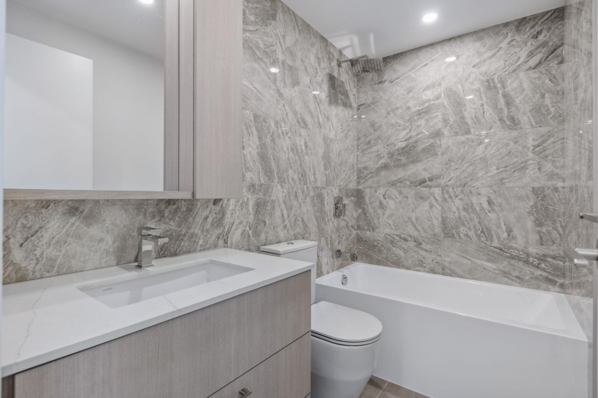 Primary Bedroom Photo of 404 6468 Willingdon Avenue, Burnaby, BC