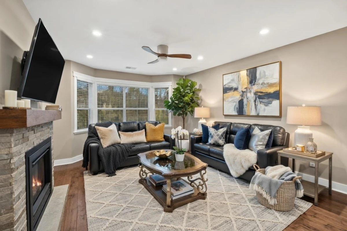 Dining Area Photo of 11830 Meadowlark Drive, Maple Ridge, BC