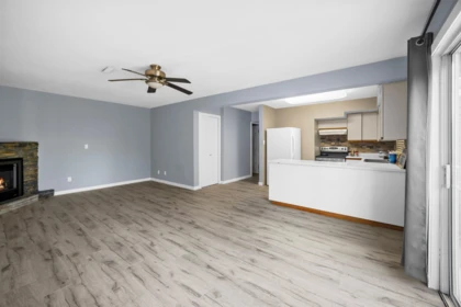 Hallway Photo of 11830 Meadowlark Drive, Maple Ridge, BC