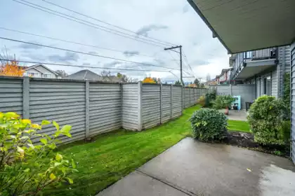 Backyard Photo of 90 34248 King Road, Abbotsford, BC