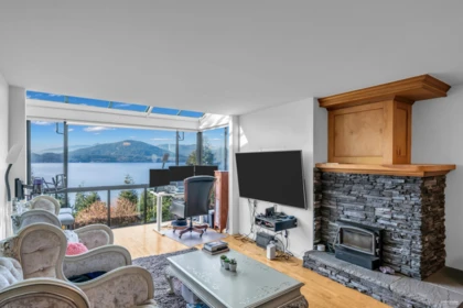 432 Crosscreek Road, Lions Bay, BC, Lions Bay — Townhouse for sale