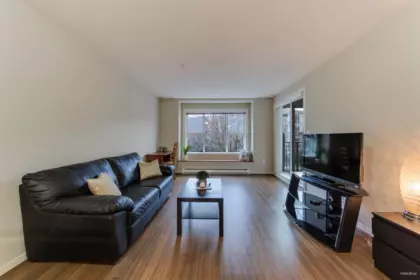 318 5775 Irmin Street, Burnaby, BC, Burnaby — Apartment/Condo for sale
