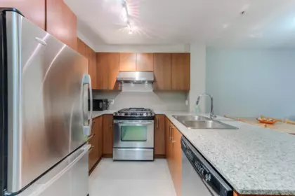318 5775 Irmin Street, Burnaby, BC, Burnaby — Apartment/Condo for sale