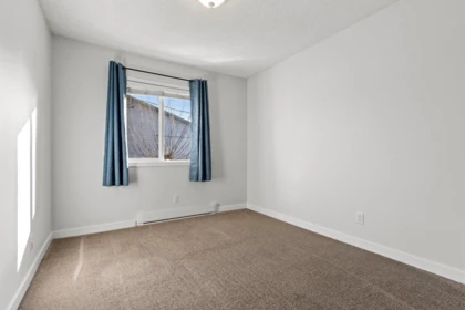 Powder Room Photo of 27 46689 First Avenue, Chilliwack, BC