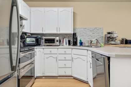 Primary Bedroom Photo of 204 11595 Fraser Street, Maple Ridge, BC