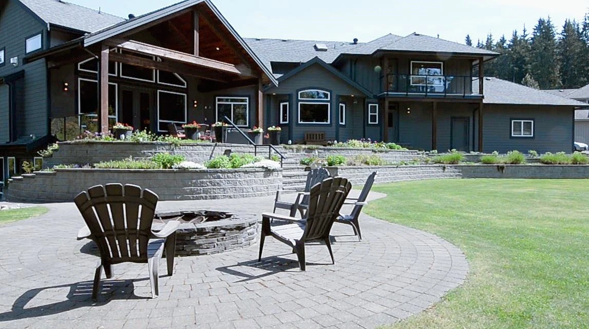 Family Room Photo of 12535 264 Street, Maple Ridge, BC
