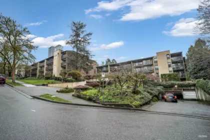Front Yard Photo of 216 9857 Manchester Drive, Burnaby, BC