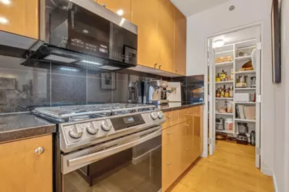 Breakfast Nook Photo of 1404 819 Hamilton Street, Vancouver, BC