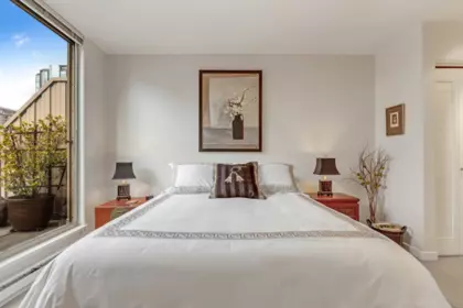Guest Bathroom Photo of 1404 819 Hamilton Street, Vancouver, BC
