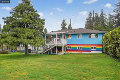 Garden / Landscaping Photo of 2120 Como Lake Avenue, Coquitlam, BC