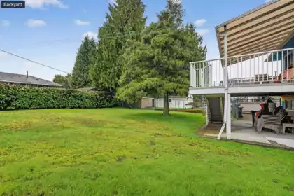 Hot Tub / Spa Photo of 2120 Como Lake Avenue, Coquitlam, BC