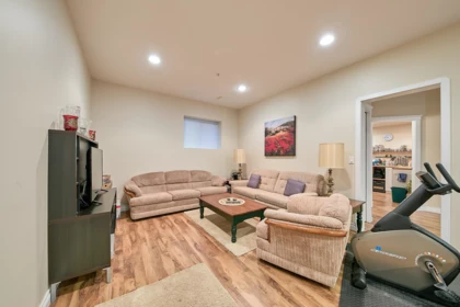 Mudroom Photo of 23645 133 Avenue, Maple Ridge, BC