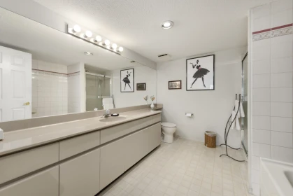 Guest Bathroom Photo of 407 1230 Quayside Drive, New Westminster, BC
