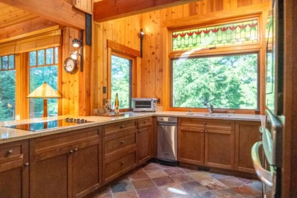 Powder Room Photo of 8807 Ainslie Point Road, Pender Island, BC