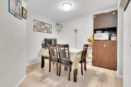 Kitchen Photo of 1104 10620 150 Street, Surrey, BC