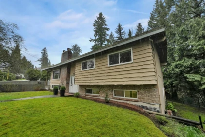 Community Amenities Photo (Clubhouse) of 733 Shaw Avenue, Coquitlam, BC