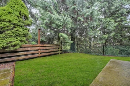 Hot Tub / Spa Photo of 733 Shaw Avenue, Coquitlam, BC
