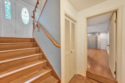 Mudroom Photo of 733 Shaw Avenue, Coquitlam, BC