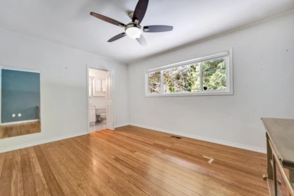 Office / Den Photo of 733 Shaw Avenue, Coquitlam, BC