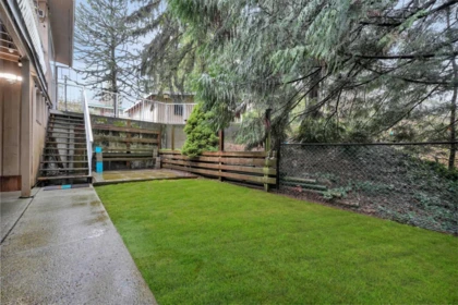 Swimming Pool Photo of 733 Shaw Avenue, Coquitlam, BC