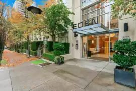 2404 1225 Richards Street, Vancouver, BC